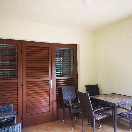 Vadasztanya Apartmanhazak Siófok Zimmer foto