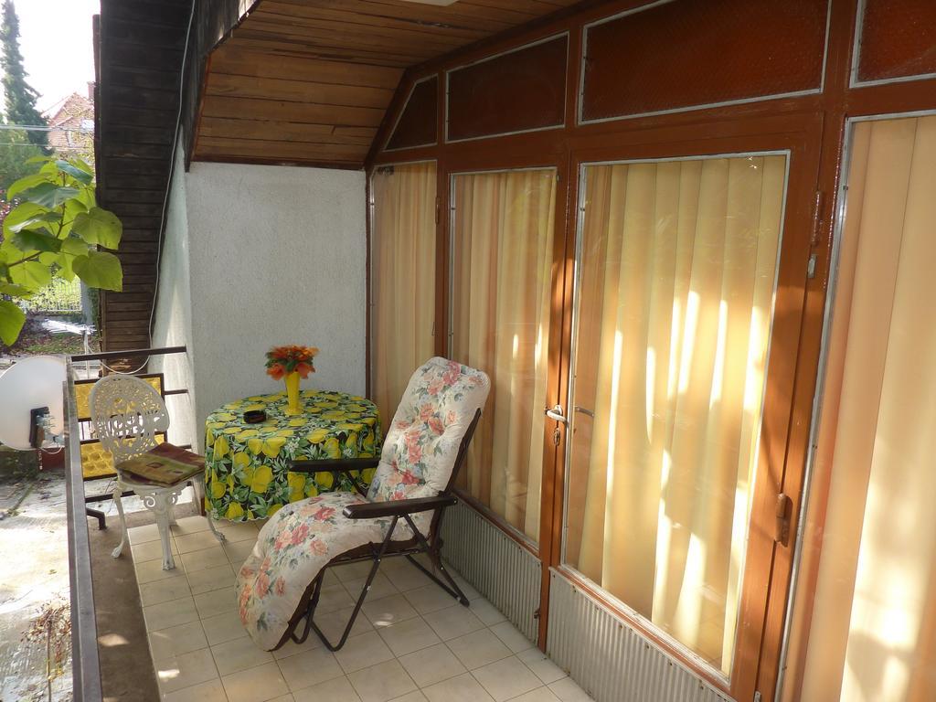 Vadasztanya Apartmanhazak Siófok Zimmer foto